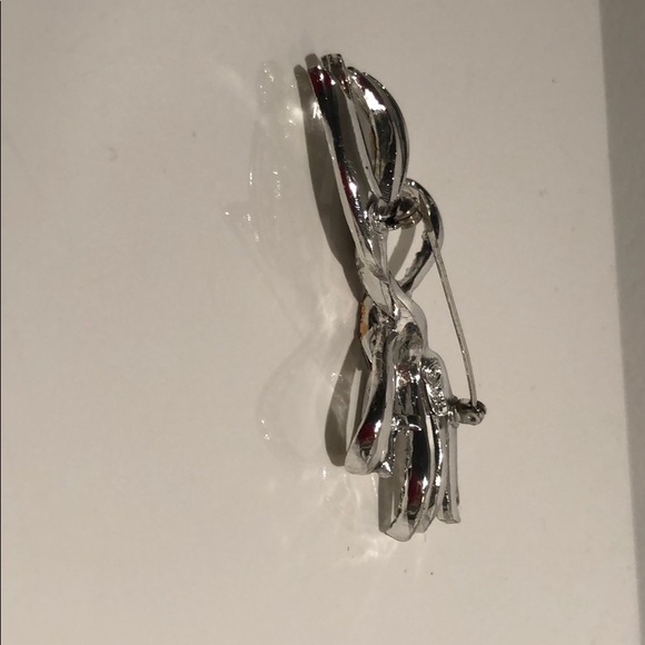 VINTAGE SILVER RHINESTONE BOW BROACH - Picture 6 of 7